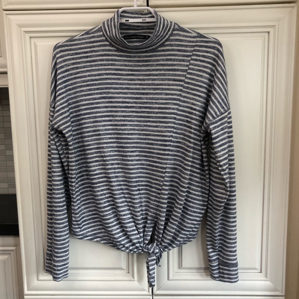 Abercrombie women’s jersey shirt
